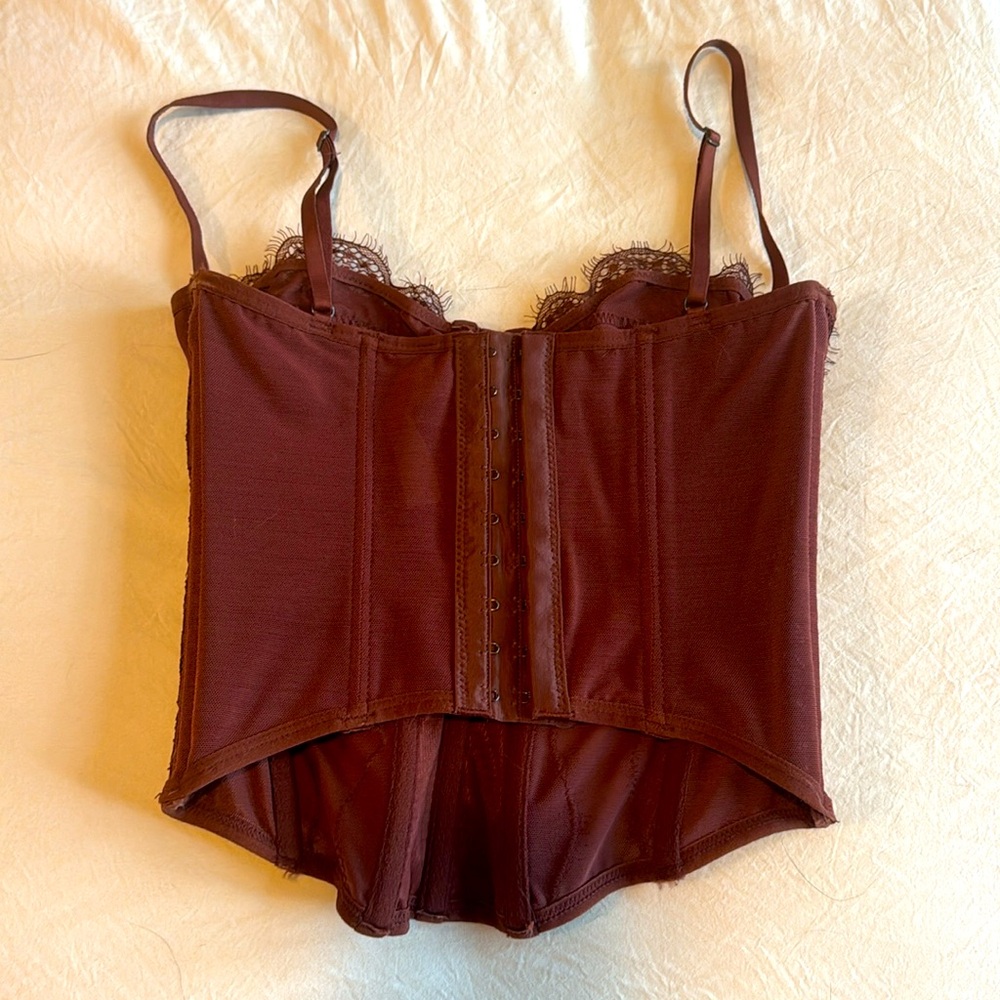 Out From Under Urban Outfitters Maroon Corset. In great condition - Picture 2 of 2
